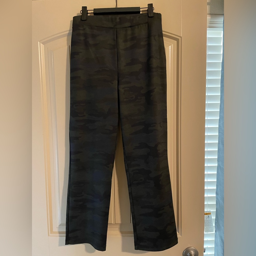 Camo-Print Leggings by Sanctuary